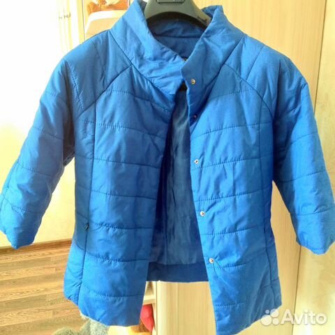 Продам куртку демисезонную легкую Продам куртку демисезонную легкую