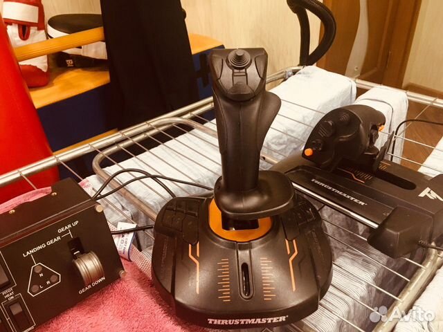 racing sim cockpit for thrustmaster