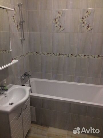 2-к квартира, 76 м², 13/18 эт.