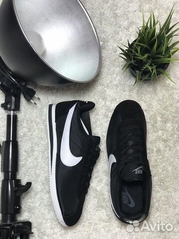 Кроссовки Nike