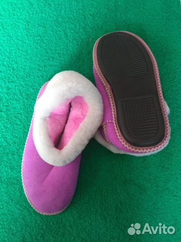 Меховые тапочки - чуни из овчины женские