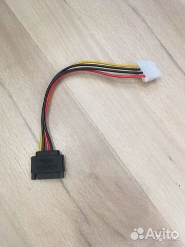 Переходник Molex-SATA
