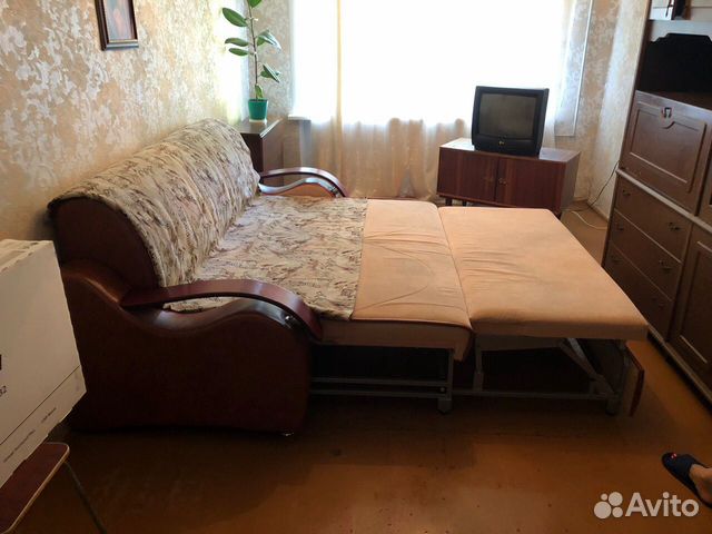 Просторный диван