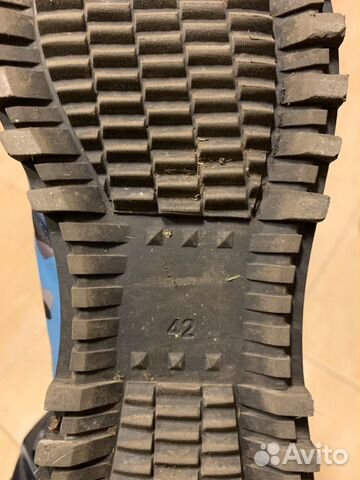 Крассовки Valentino 42р оригинал Крассовки Valentino 42р оригинал