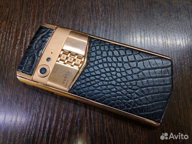 Vertu Aster P Gold Alligator Vertu Aster P Gold Alligator