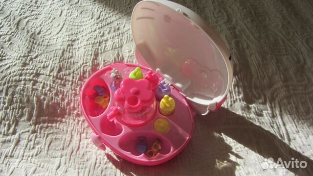 Hello Kitty набор для создания украшений Hello Kitty набор для создания украшений
