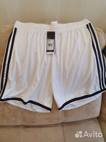 Футбольная форма adidas XL (шорты футболка гольфы) Футбольная форма adidas XL (шорты футболка гольфы)