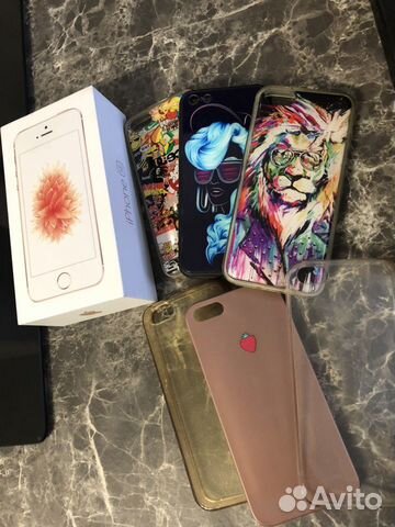 Телефон iPhone SE