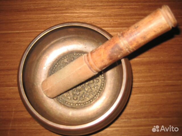 Поющая тибетская чаша