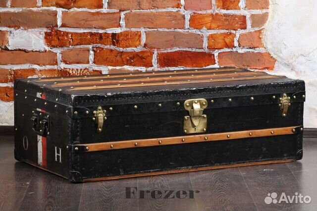 Louis Vuitton Black Trianon 