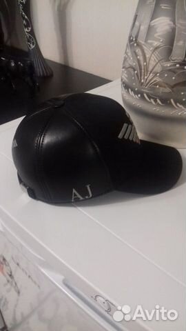 Бейсболка armani geans кожа Бейсболка armani geans кожа