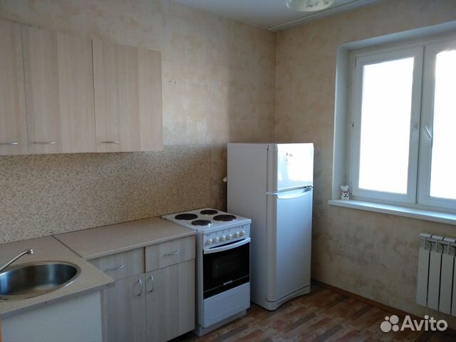 2-к квартира, 57 м², 8/10 эт.
