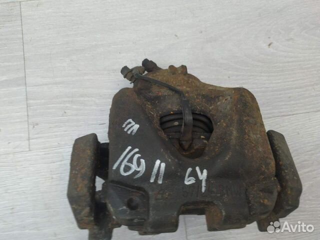 Суппорт передний левый 34116778145 BMW X1 E84 Суппорт передний левый 34116778145 BMW X1 E84