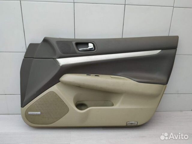 Обшивка передняя правая 80900JK64A Infiniti G35 V3