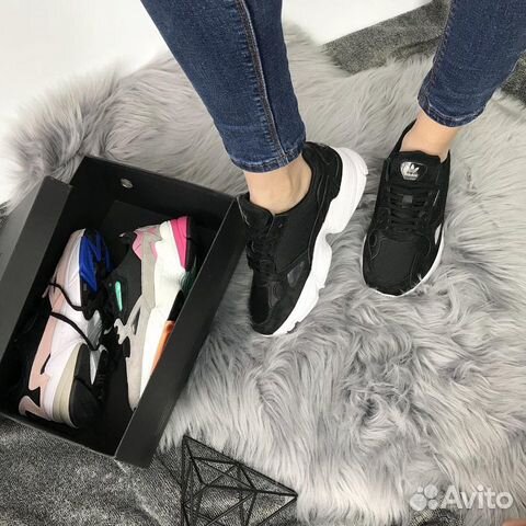 Кроссовки Adidas Falcon Кроссовки Adidas Falcon