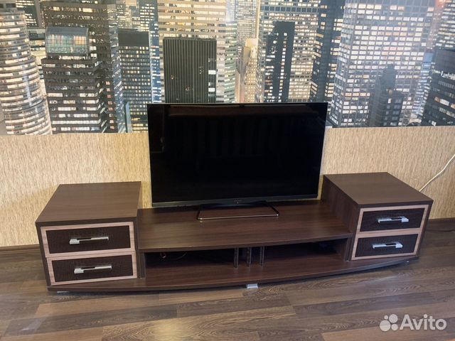 Тумба под телевизор