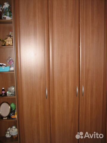 Продам трехстворчатый шкаф для одежды