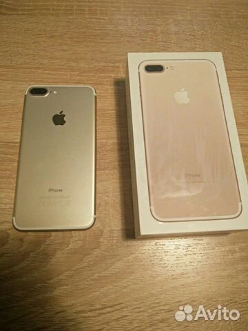 Телефон iPhone 7plus