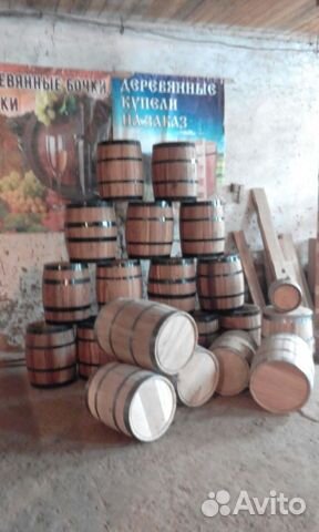 Деревянные бочки для декора