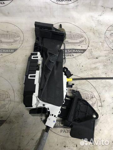 Замок двери передней правой Mercedes W204 C 2007-2 Замок двери передней правой Mercedes W204 C 2007-2