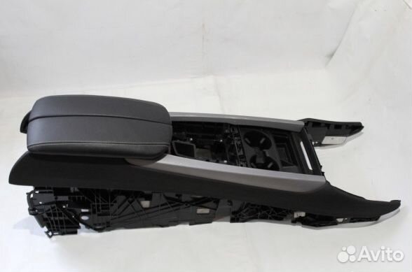 Подлокотник BMW X5 X6 F15 F16