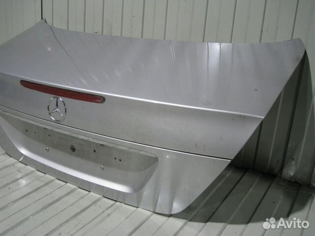 Крышка багажника Mercedes Benz W211 E-Klasse Крышка багажника Mercedes Benz W211 E-Klasse