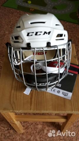 Хоккейный шлем CCM Tacks 110 S Хоккейный шлем CCM Tacks 110 S