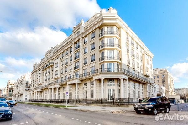 4-к квартира, 170.5 м², 3/7 эт.