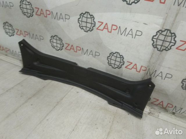 Накладка замка багажника Toyota Camry 9 V70 2017