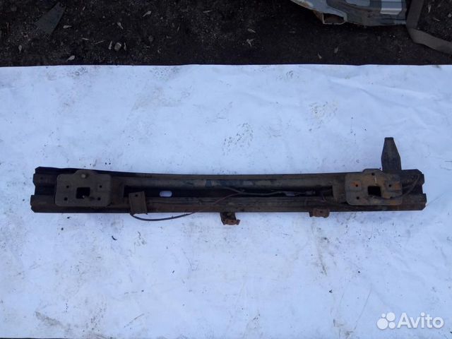 Усилитель переднего бампера Hyundai Accent (2001 Усилитель переднего бампера Hyundai Accent (2001