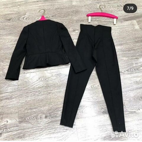 Костюм женский 44-46 Костюм женский 44-46