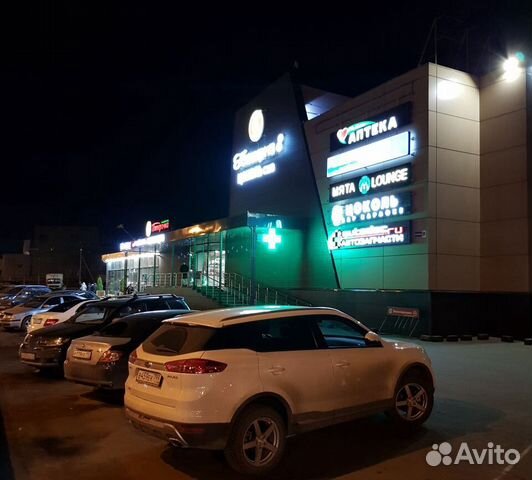 Торговая павильон на первой линии Торговая павильон на первой линии