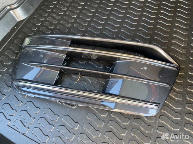 Решетка, накладка бампера Audi Q5 (левая)