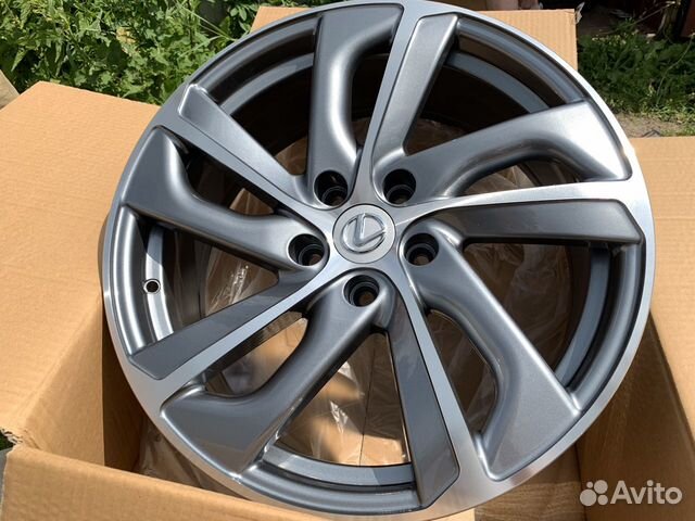 Новые диски на Lexus RX / NX / Toyota