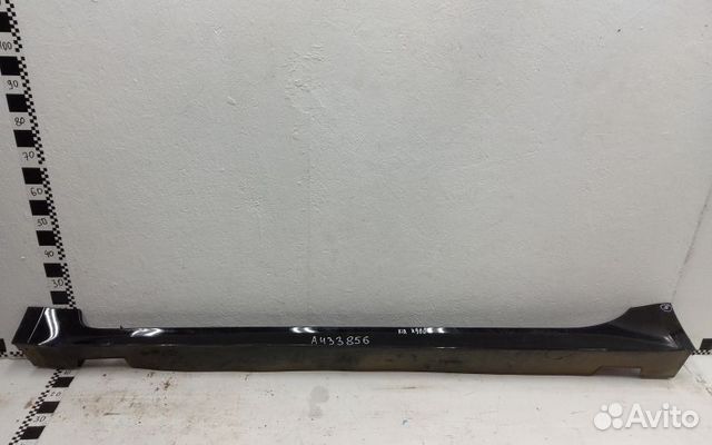 Накладка порога левого Kia Stinger Накладка порога левого Kia Stinger