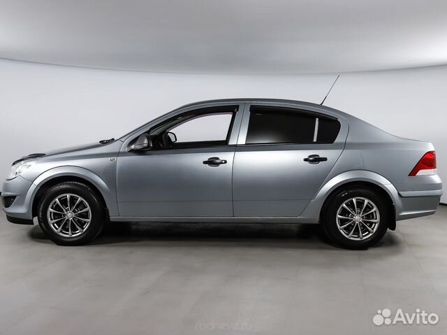 Opel Astra 1.6 МТ, 2012, 133 000 км