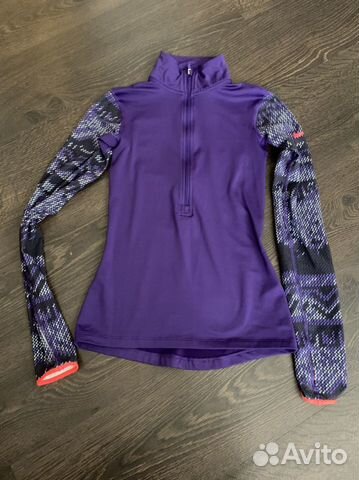 Новый лонгслив Nike Новый лонгслив Nike
