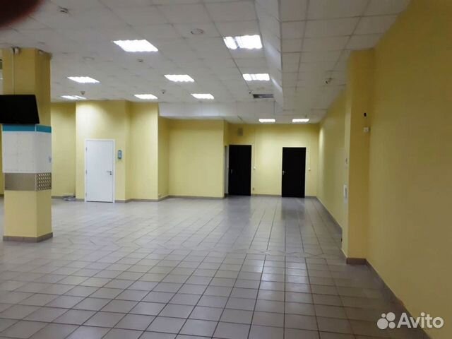 Сдам торговое помещение, 200.00 м²