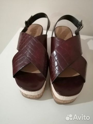 Новые босоножки на платформе Zara