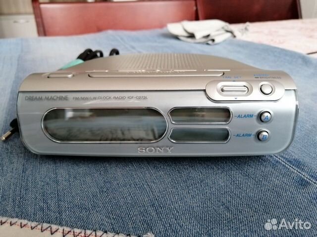  Радиобудильник Sony ICF-C273L  89033587579 купить 1