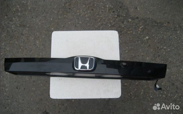 Накладка двери багажника Honda Fit кузов - GE6