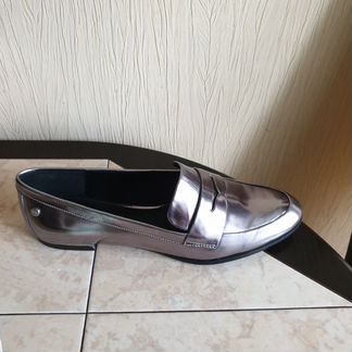 Новые кожаные лоферы