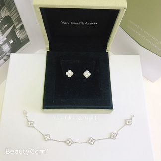 Браслет Ванклиф из золота 750 пробы с бриллиантами