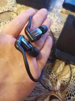 Hi-Res плеер Sony nw-zx2 + Hi-Res уши Sony xba-a3