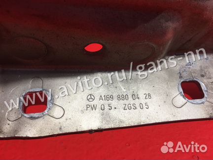 Петля капота правая Mercedes-Benz B-Class W245