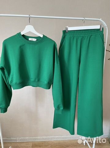 Спортивный костюм женский новый