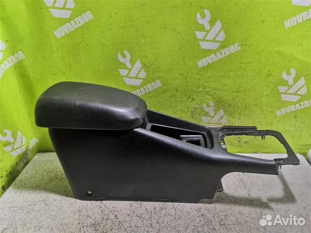 Подлокотник митсубиси каризма