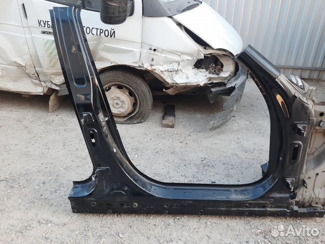 Порог передний правый Bmw X1 E84 N46B20BD 2012