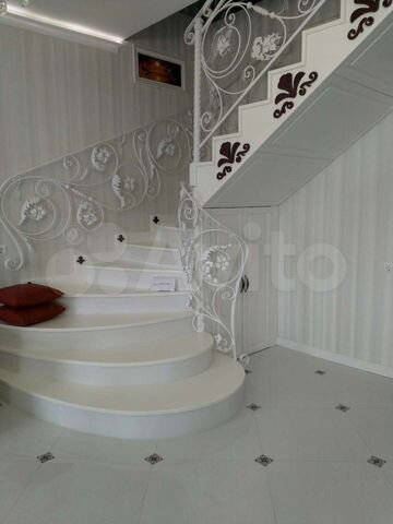 3-к. квартира, 105 м², 3/3 эт.