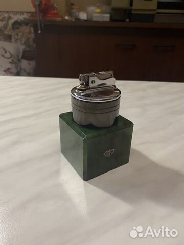 Зажигалка и пепельница из нефрита